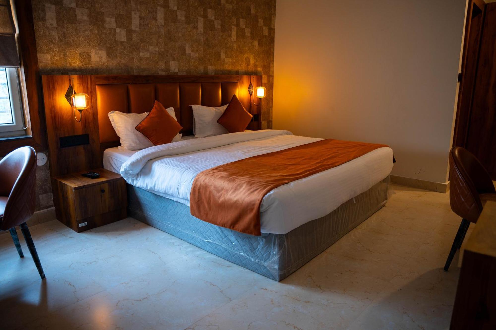 Hotel Orange 布巴内什瓦尔 外观 照片