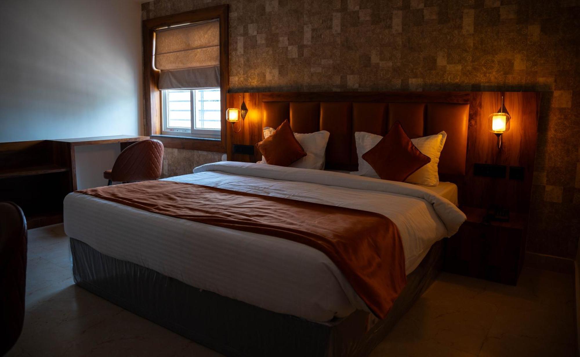 Hotel Orange 布巴内什瓦尔 外观 照片