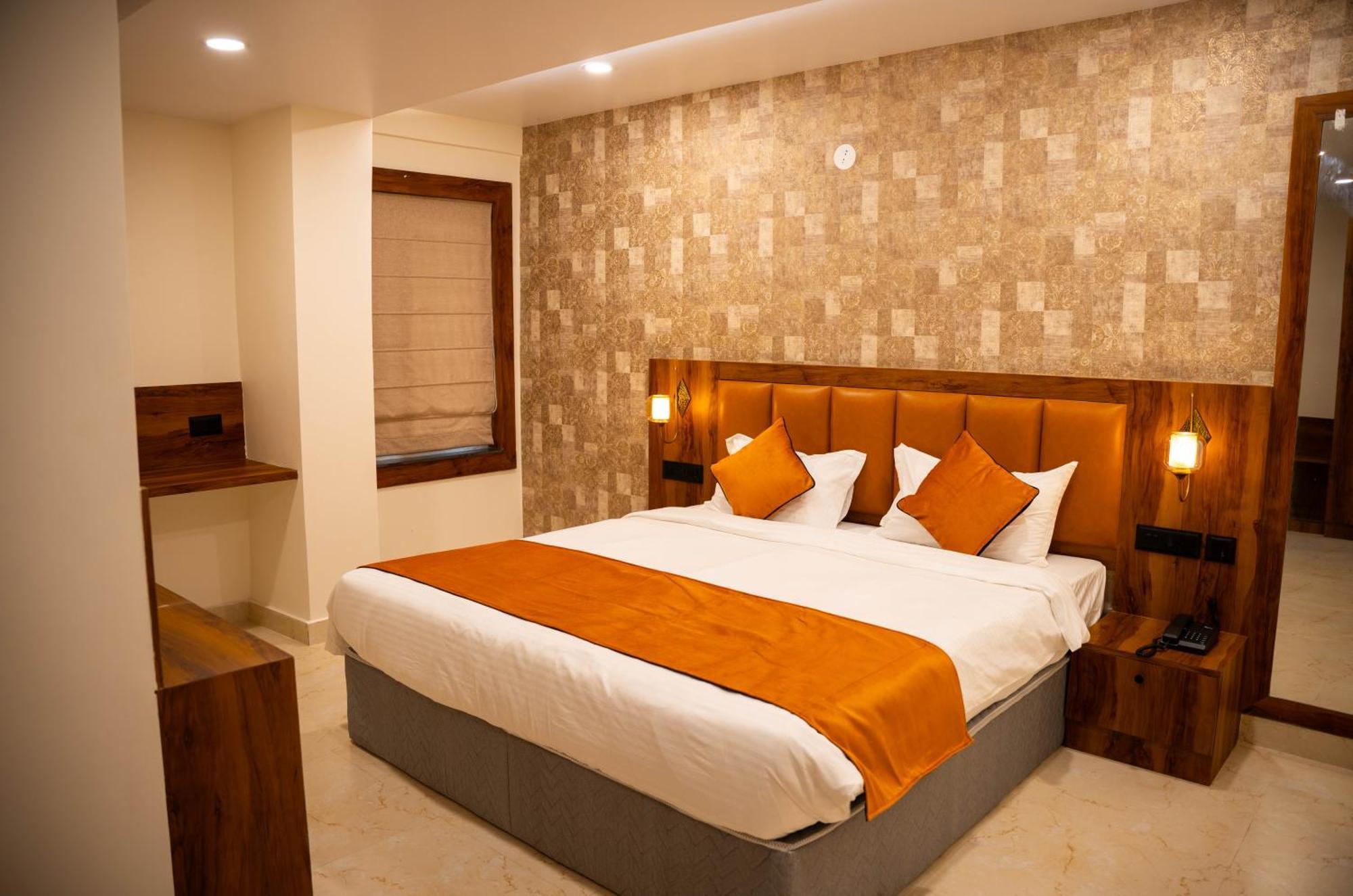 Hotel Orange 布巴内什瓦尔 外观 照片