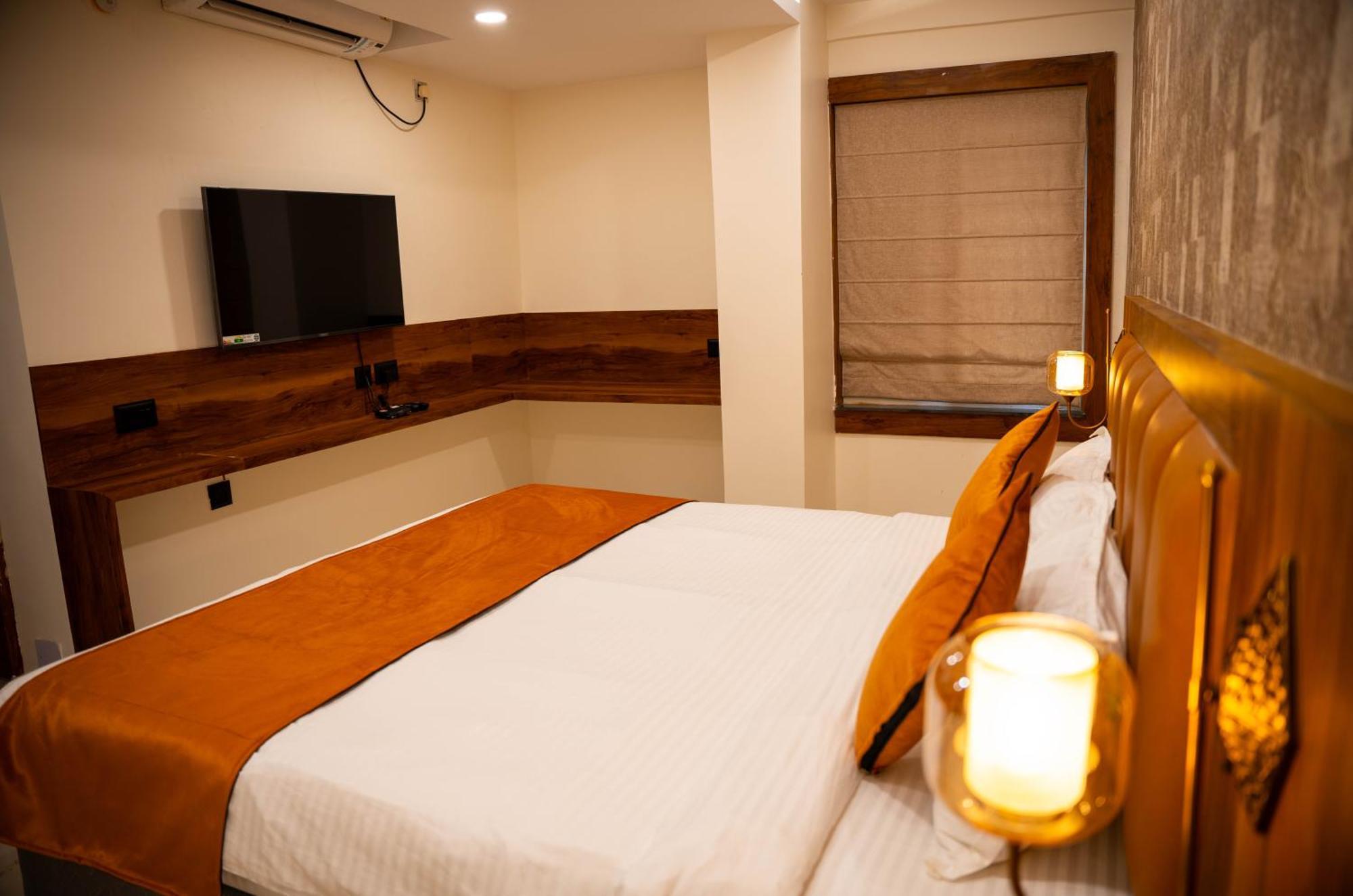 Hotel Orange 布巴内什瓦尔 外观 照片